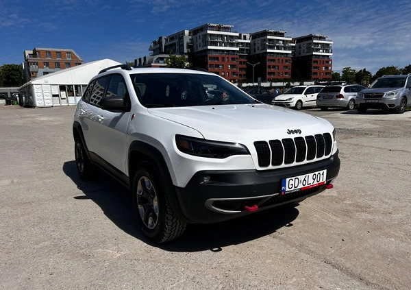 Jeep Cherokee cena 91000 przebieg: 87000, rok produkcji 2019 z Gdańsk małe 37